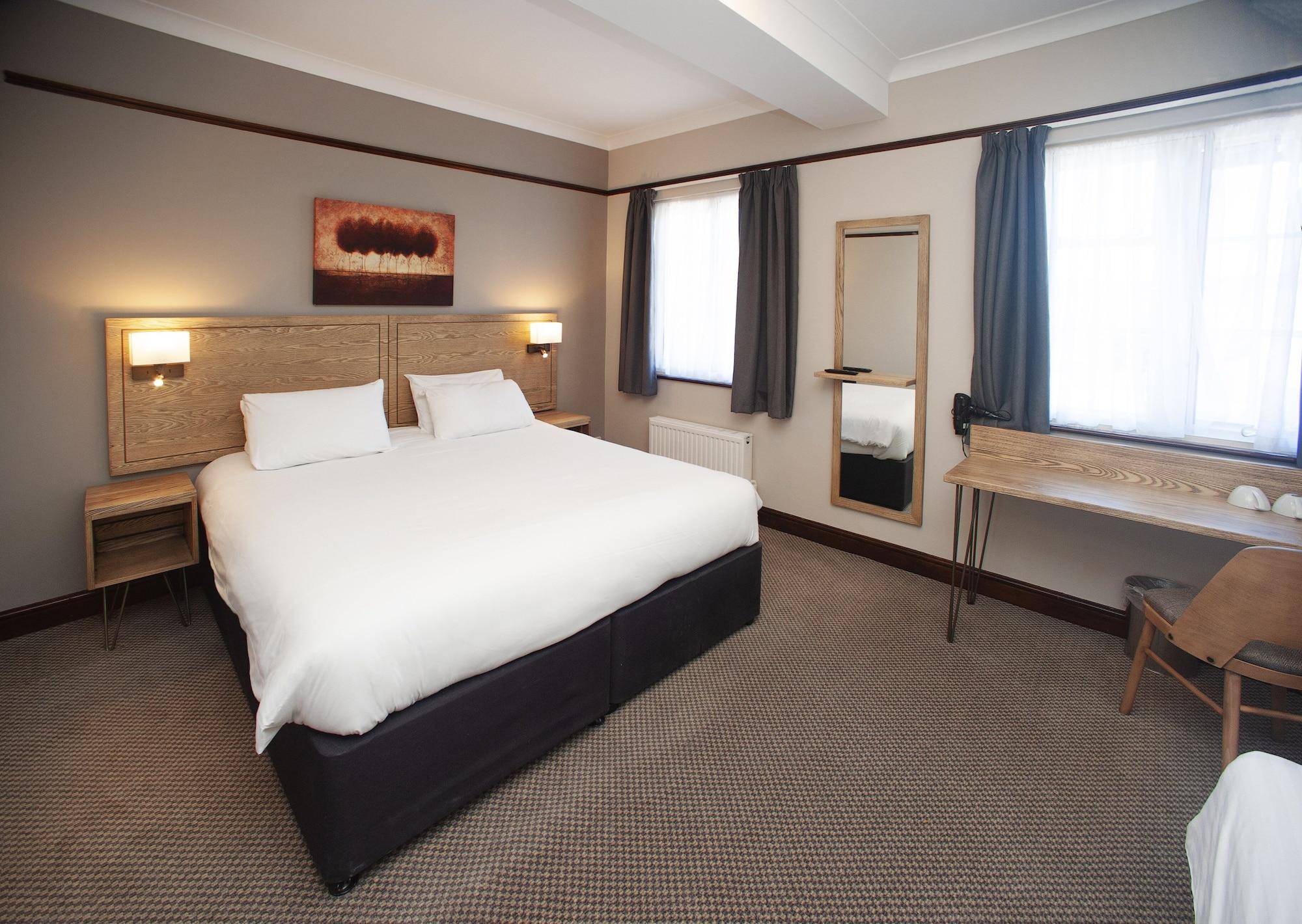 Shah Of Persia, Poole By Marston'S Inns Экстерьер фото